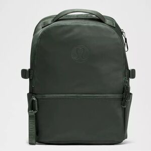 Lululemon New Crew Backpack 22L
Updated rainforest green UU